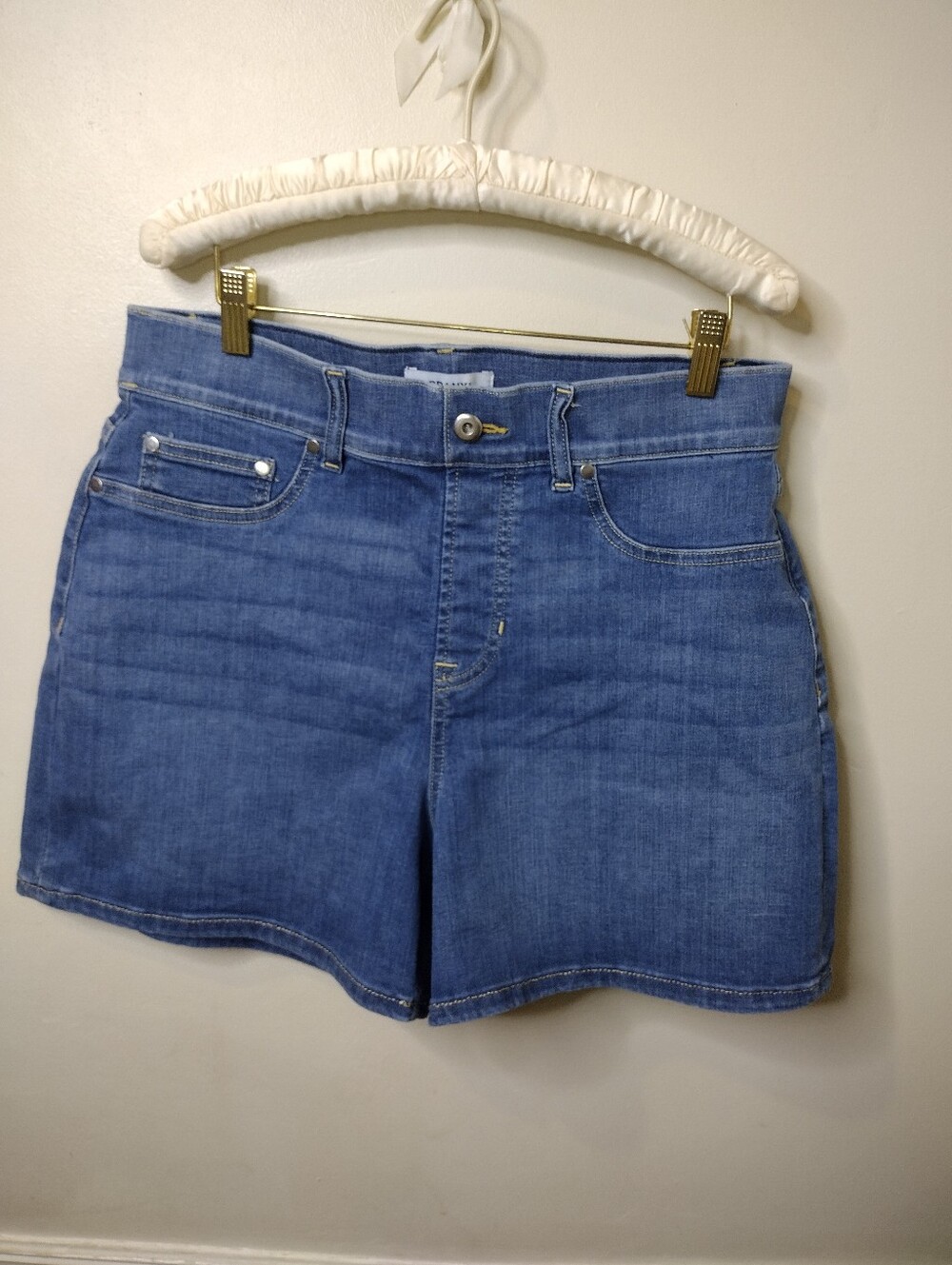 SPANX Pull-On High-Rise Denim Shorts